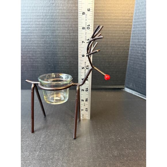Christmas Set Of Two Iron Reindeer Tea Light Candle Holders - Picture 7 of 9